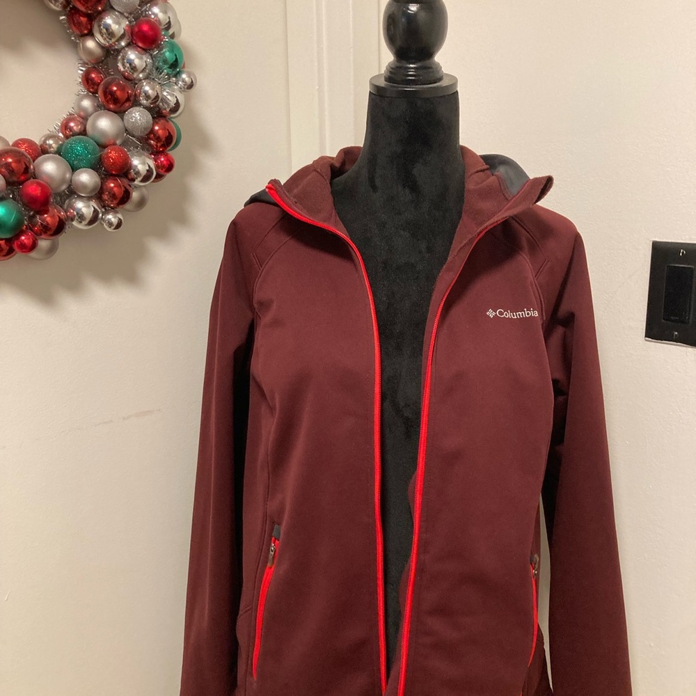 Columbia Women's Maroon Softshell Jacket with Red Trim and Hood